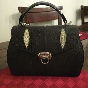 Stingray Leather Purse